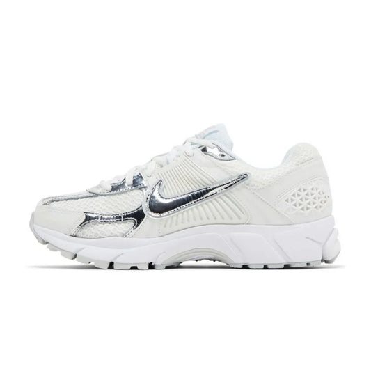 Nike Air Zoom Vomero 5 Chrome Toe