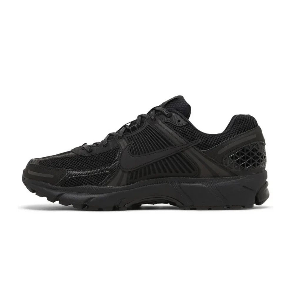 Nike Air Zoom Vomero 5 Triple Black