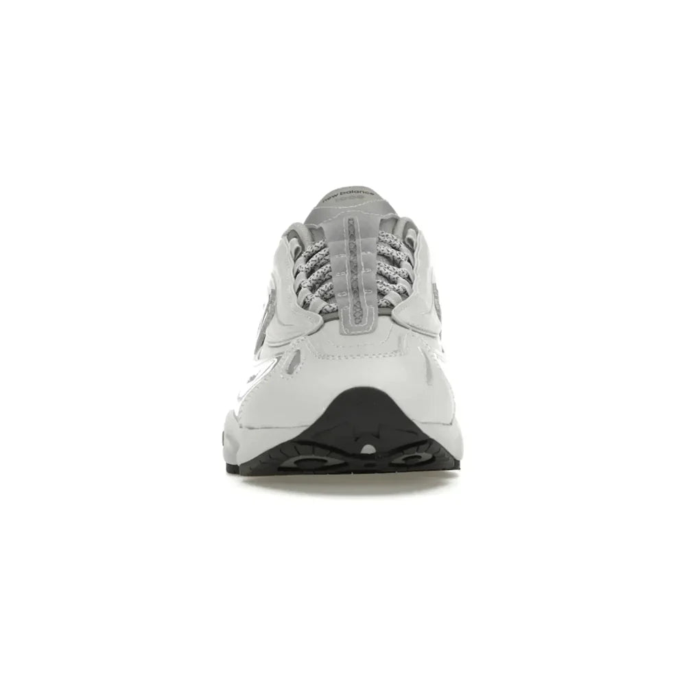 New Balance 1000 metallic silver