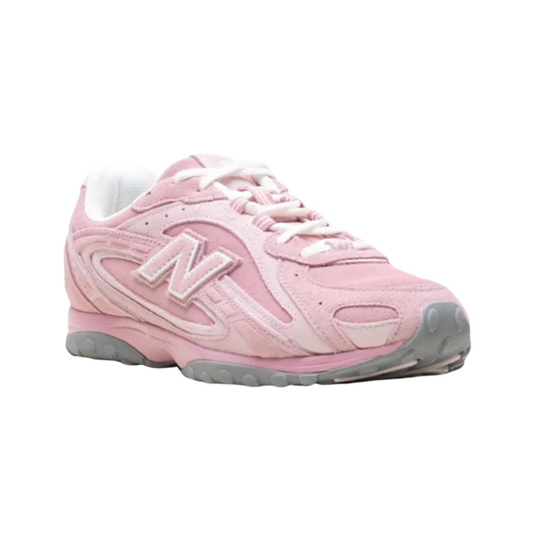 New Balance 204L Pastel Pink