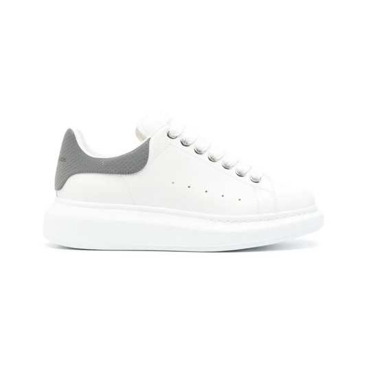Alexander McQueen Oversized sneakers - white with grey suede