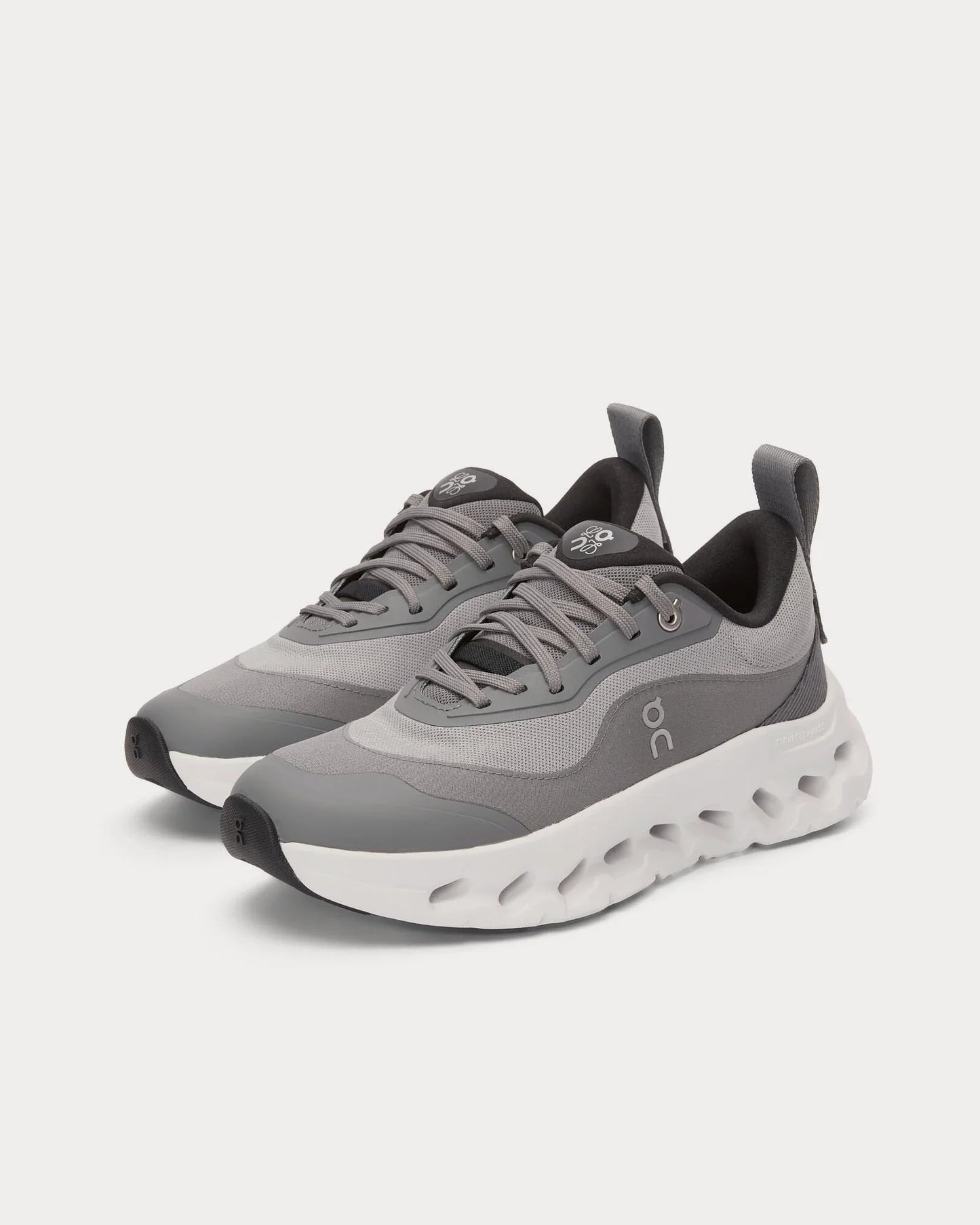 On Running x Loewe Cloudtilt 2 grey